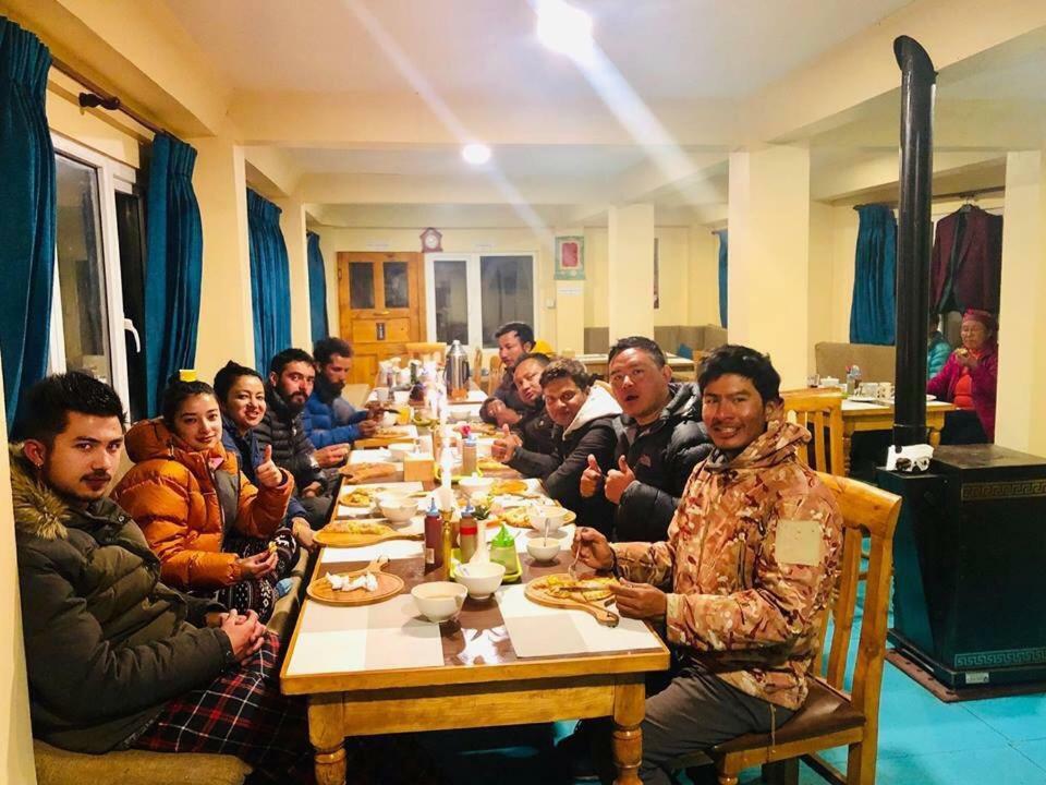 Thanka Inn Gokyo Khumjung Exterior foto